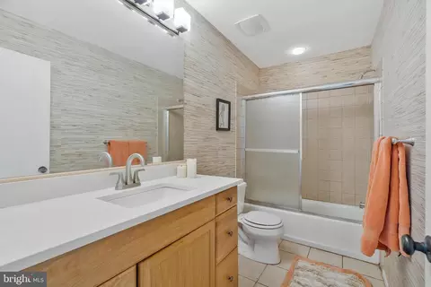 11504 Links Dr, Reston, VA 20190 photo 35