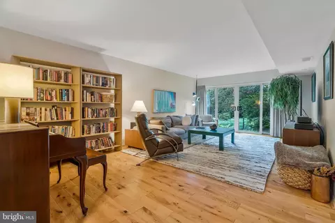 11504 Links Dr, Reston, VA 20190 photo 22
