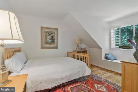 11504 Links Dr, Reston, VA 20190 photo 29