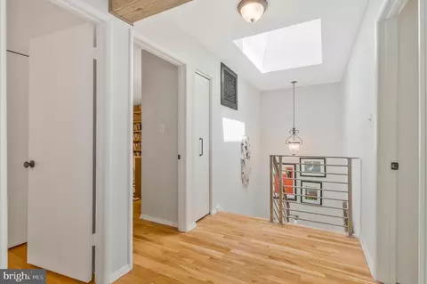 11504 Links Dr, Reston, VA 20190 photo 27