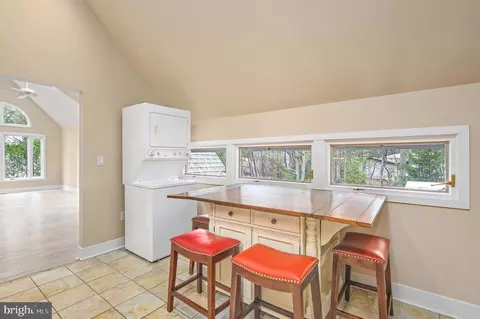 11103 Glade Dr, Reston, VA 20191 photo 28