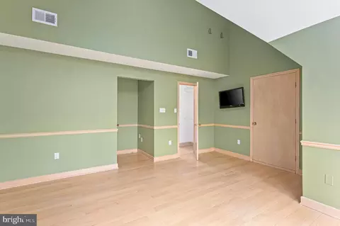 11103 Glade Dr, Reston, VA 20191 photo 36