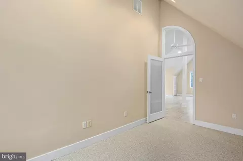 11103 Glade Dr, Reston, VA 20191 photo 32