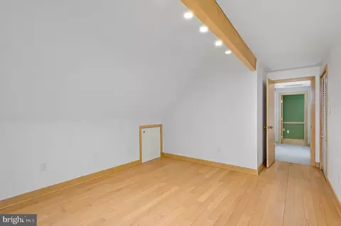 11103 Glade Dr, Reston, VA 20191 photo 44