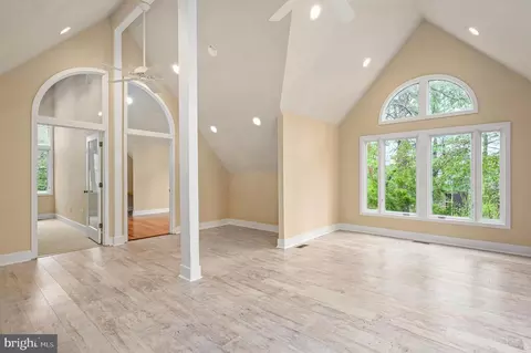 11103 Glade Dr, Reston, VA 20191 photo 23
