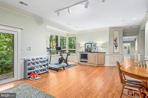 11103 Glade Dr, Reston, VA 20191 photo 18