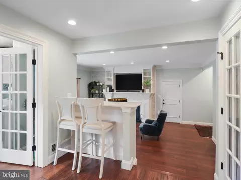 7903 Double Creek Ct, Springfield, VA 22153 photo 16