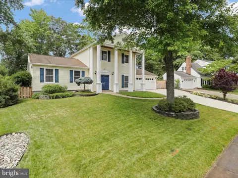 7903 Double Creek Ct, Springfield, VA 22153 photo 2