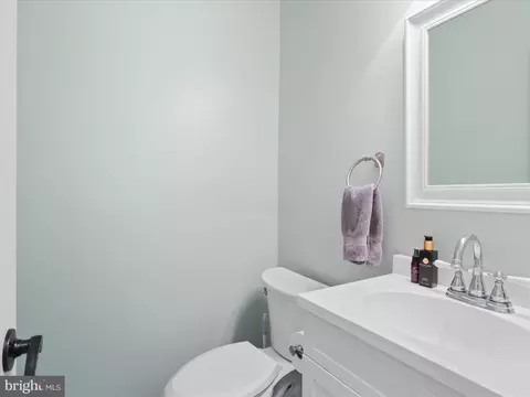 7903 Double Creek Ct, Springfield, VA 22153 photo 26