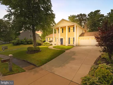 7903 Double Creek Ct, Springfield, VA 22153 photo 3