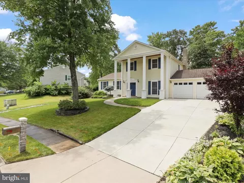 7903 Double Creek Ct, Springfield, VA 22153 photo 4