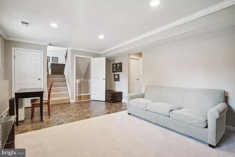 8013 Treasure Tree Ct, Springfield, VA 22153 photo 24