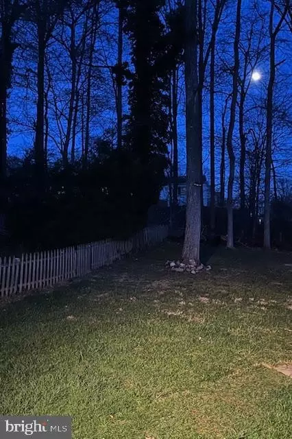 8013 Treasure Tree Ct, Springfield, VA 22153 photo 32