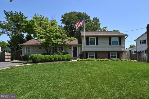 5614 Marble Arch Way, Alexandria, VA 22315