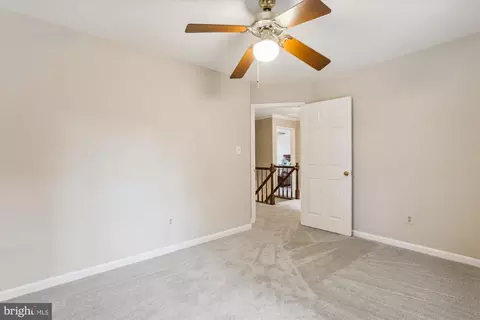 9779 Katharines Dr, Burke, VA 22015 photo 18