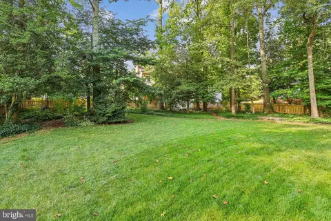 9779 Katharines Dr, Burke, VA 22015 photo 34
