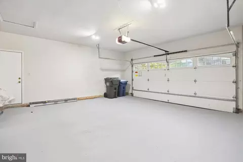 9779 Katharines Dr, Burke, VA 22015 photo 28