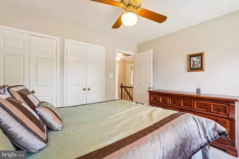 9779 Katharines Dr, Burke, VA 22015 photo 22