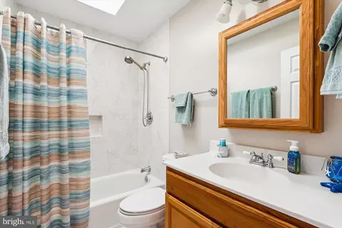 9779 Katharines Dr, Burke, VA 22015 photo 23