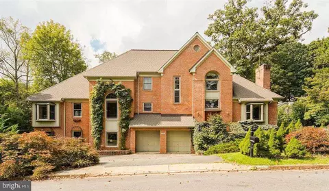 1178 Randolph Rd, Mclean, VA 22101 photo 1