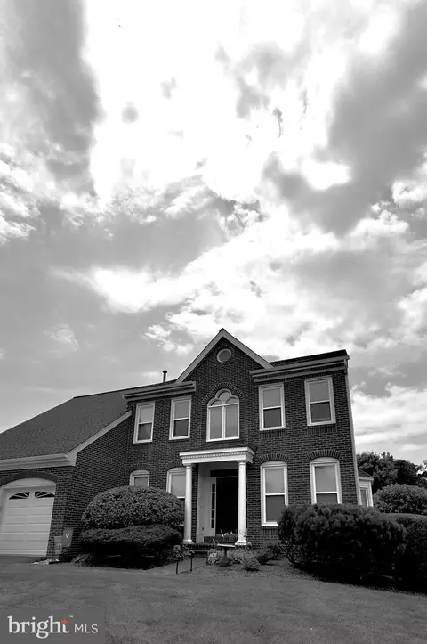13615 Bare Island Dr, Chantilly, VA 20151