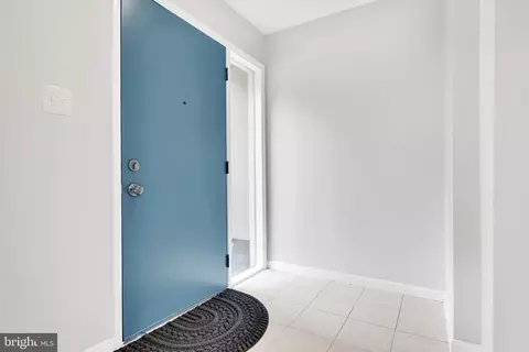 2297 White Cornus Ln, Reston, VA 20191 photo 3