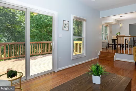 8296 Lindside Way, Springfield, VA 22153 photo 5