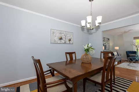 8296 Lindside Way, Springfield, VA 22153 photo 11