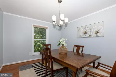 8296 Lindside Way, Springfield, VA 22153 photo 12