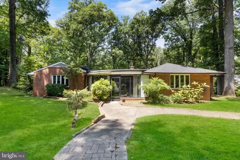 7400 Oriole Ave, Springfield, VA 22150 photo 5