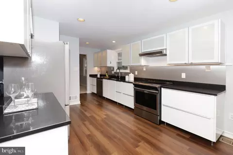 7217 Reservation Dr, Springfield, VA 22153 photo 12