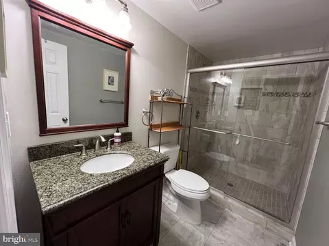 9209 Rockefeller Ln, Springfield, VA 22153 photo 19
