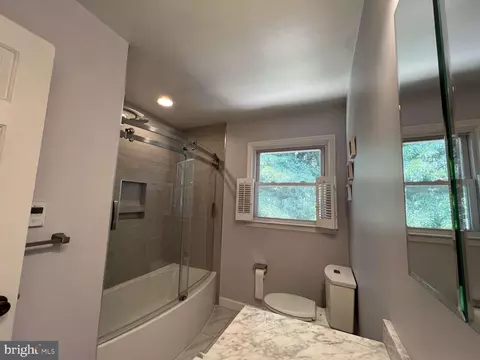 9209 Rockefeller Ln, Springfield, VA 22153 photo 16