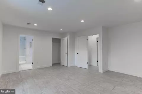 Bedroom - 6857 Saint Albans Rd, Mclean, VA 22101 photo 2 of 6