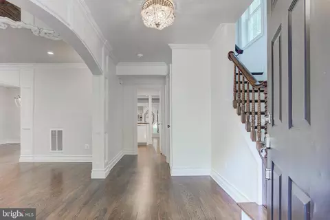Entry Way - 6857 Saint Albans Rd, Mclean, VA 22101 photo 1 of 11