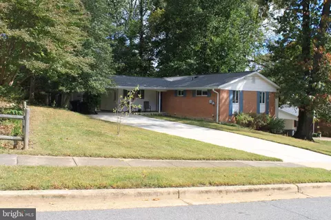 Exterior - 5505 Ventnor Ln, Springfield, VA 22151 photo 1 of 5