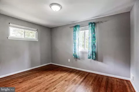 Bedroom - 5505 Ventnor Ln, Springfield, VA 22151 photo 2 of 3