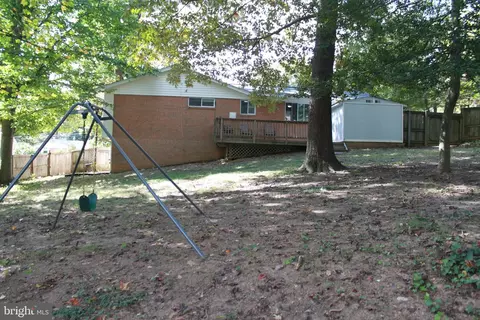 Exterior - 5505 Ventnor Ln, Springfield, VA 22151 photo 5 of 5