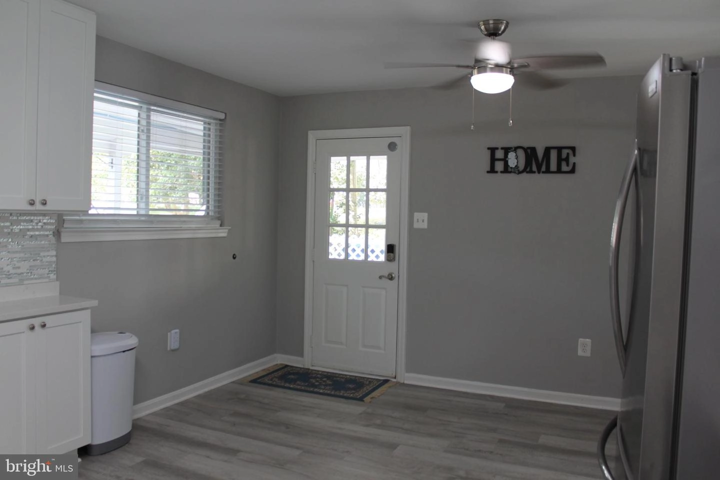 Entry Way - 5505 Ventnor Ln, Springfield, VA 22151 photo 2 of 6