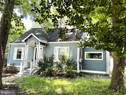 2765 Winchester Way, Falls Church, VA 22042