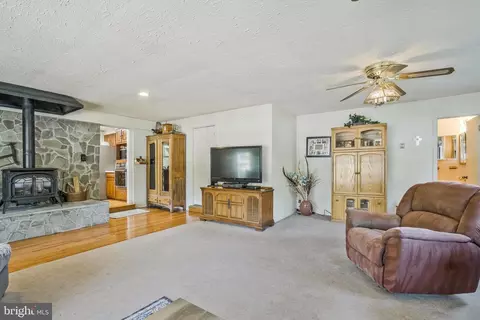 6204 Julian St, Springfield, VA 22150 photo 11