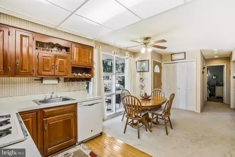 6204 Julian St, Springfield, VA 22150 photo 17
