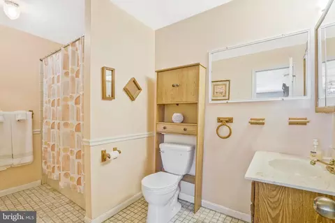 6204 Julian St, Springfield, VA 22150 photo 18