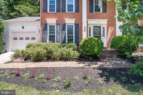 13558 Point Pleasant Dr, Chantilly, VA 20151 photo 2