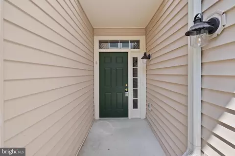 1305 E Windleaf Dr #165, Reston, VA 20194 photo 25