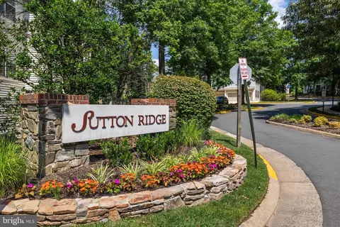 1305 E Windleaf Dr #165, Reston, VA 20194 photo 27