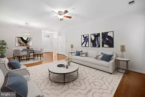 1305 E Windleaf Dr #165, Reston, VA 20194 photo 5