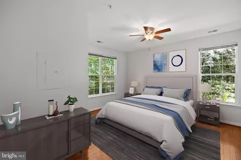1305 E Windleaf Dr #165, Reston, VA 20194 photo 12