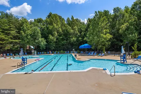 1305 E Windleaf Dr #165, Reston, VA 20194 photo 29