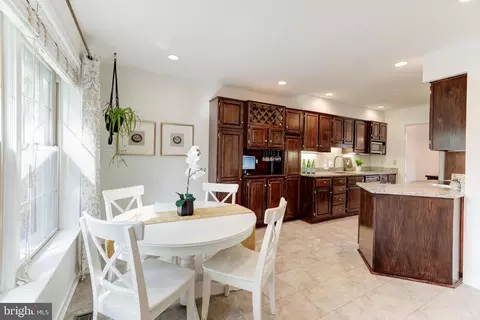 2150 Golf Course Dr, Reston, VA 20191 photo 9